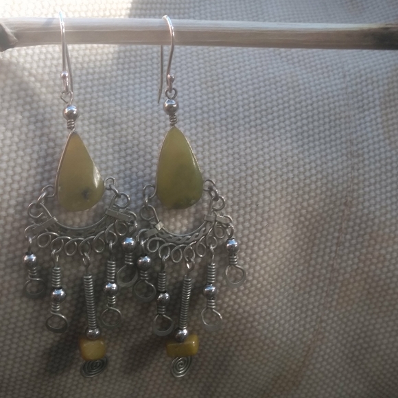 Green Serpentine Handcrafted Peruvian Earrings - Picture 8 of 8